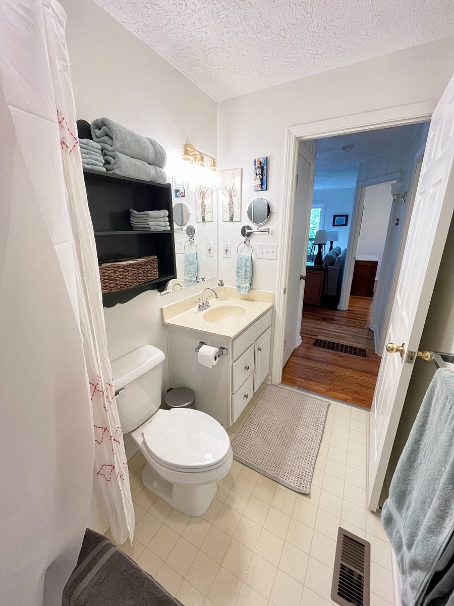 bathroom convenient to bedrooms and living room