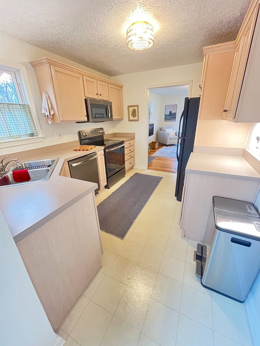 sparklingly clean kitchen with plenty of storage space