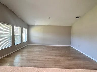 Furnished Finder property 945047_1 photo 11
