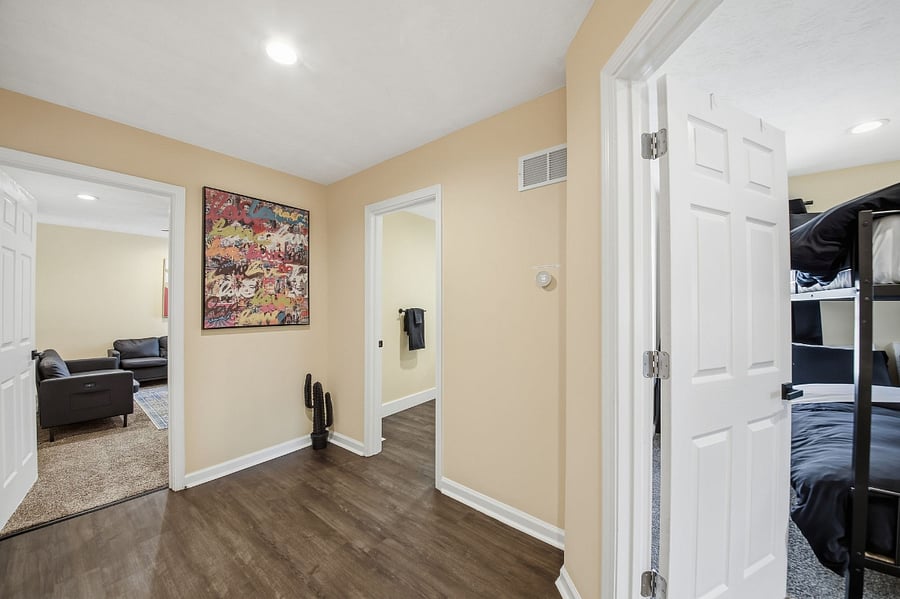 Furnished Finder property 945068_1 photo 25