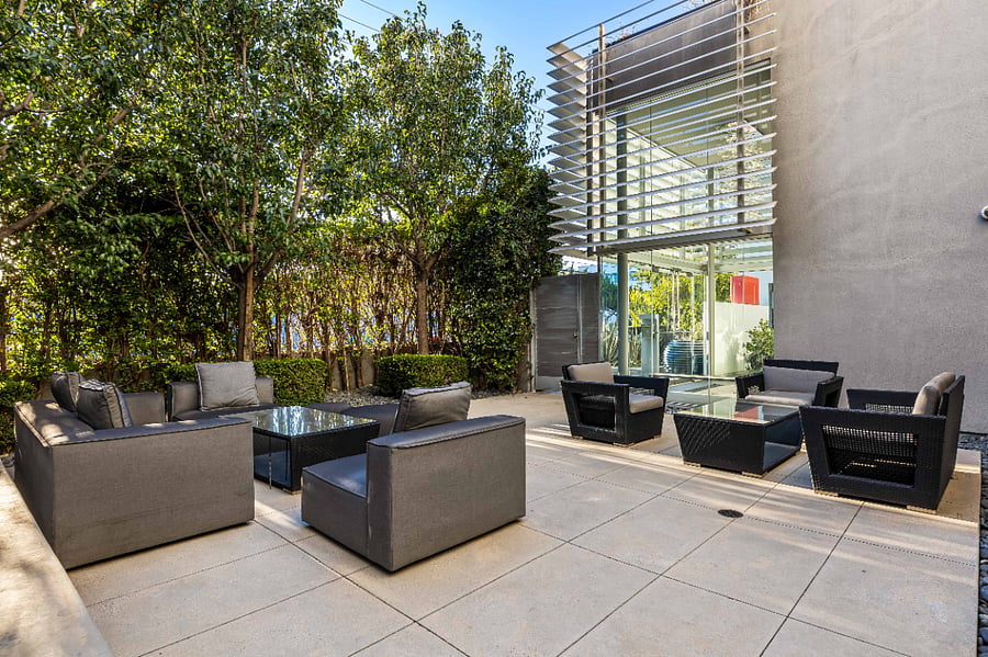 Common Sitting Area #1