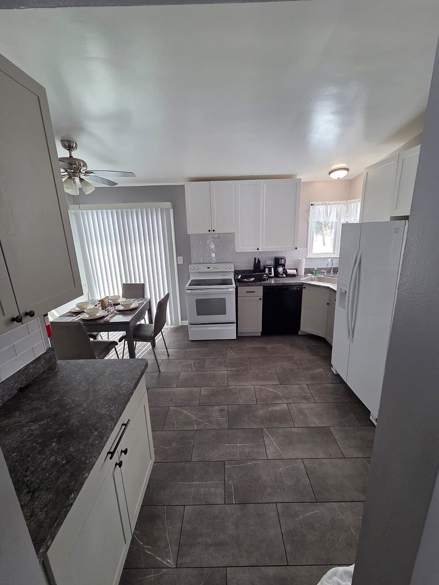 Furnished Finder property 945208_1 photo 15