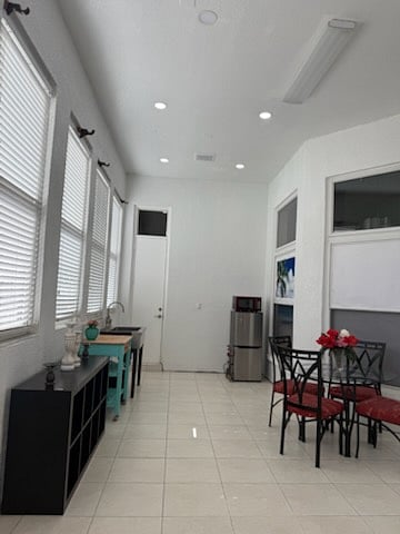 Furnished Finder property 945216_1 photo 3