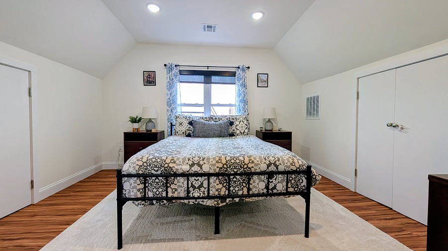 Bedroom with comfortable Queen bed