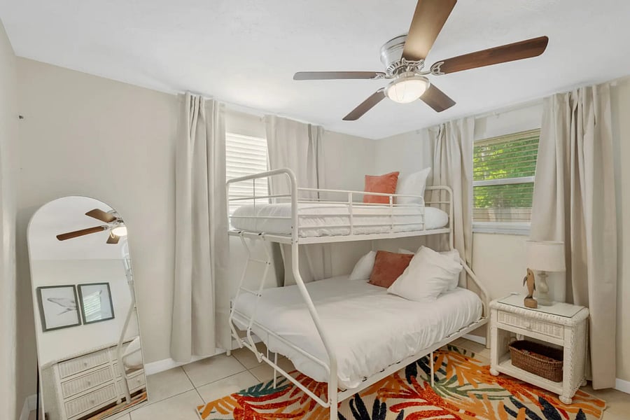 Furnished Finder property 945262_1 photo 15