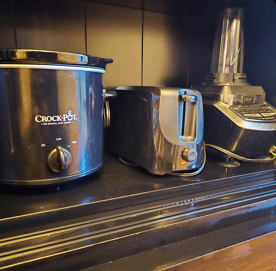 Need amenities of home? Enjoy a Crock-Pot, toaster, and blender