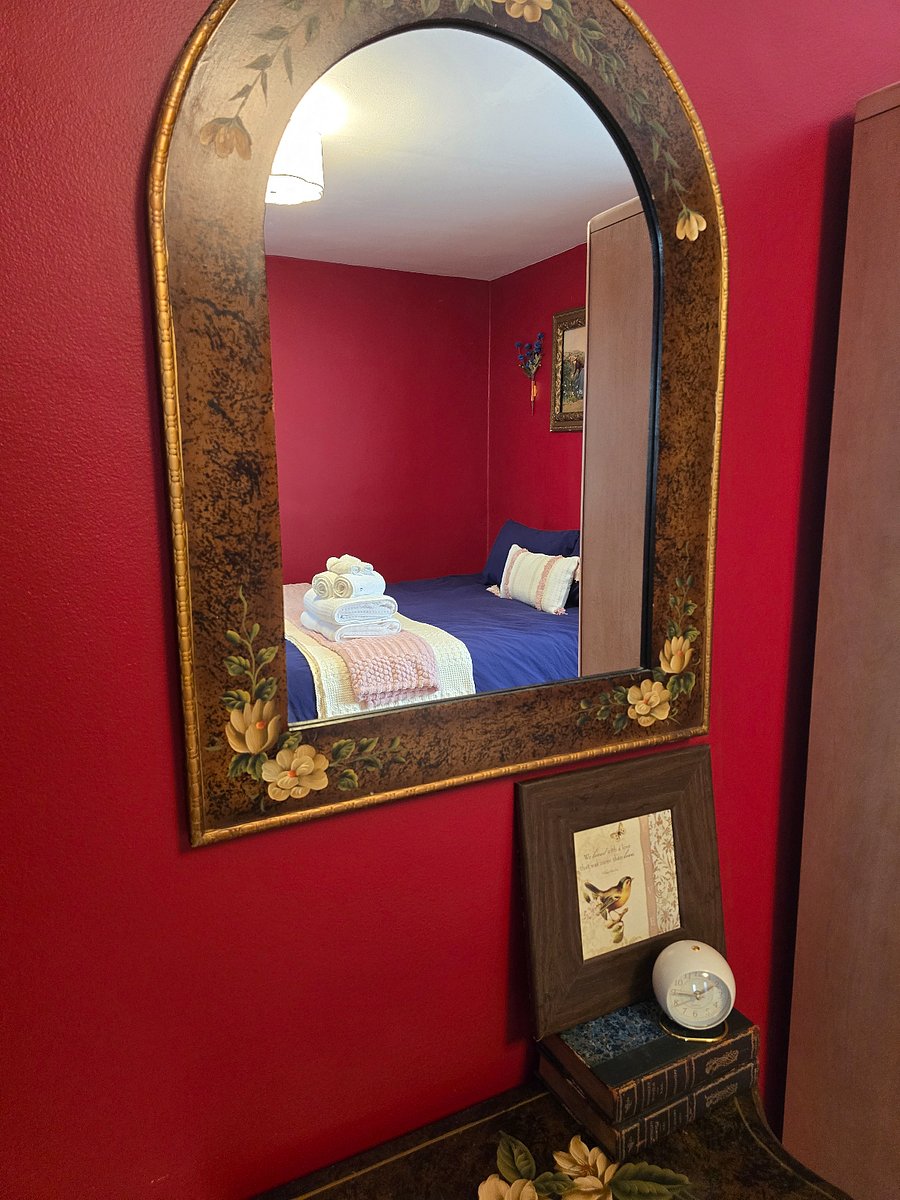 Master bedroom - vanity table with storage