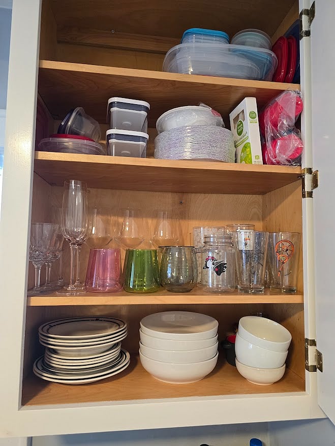 Kitchen - wine glasses, beer mugs, plates, bowls, etc.