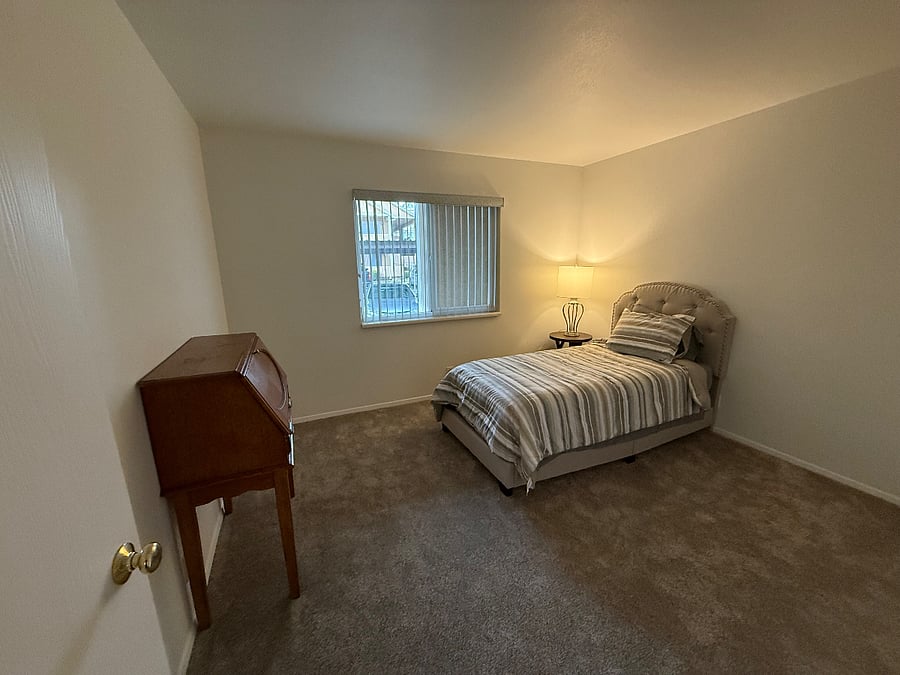 Furnished Finder property 945274_1 photo 25