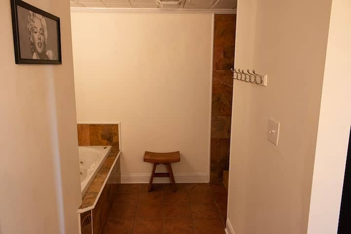 Furnished Finder property 945473_1 photo 8