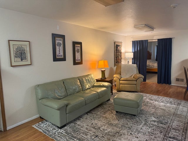 Furnished Finder property 945534_1 photo 13