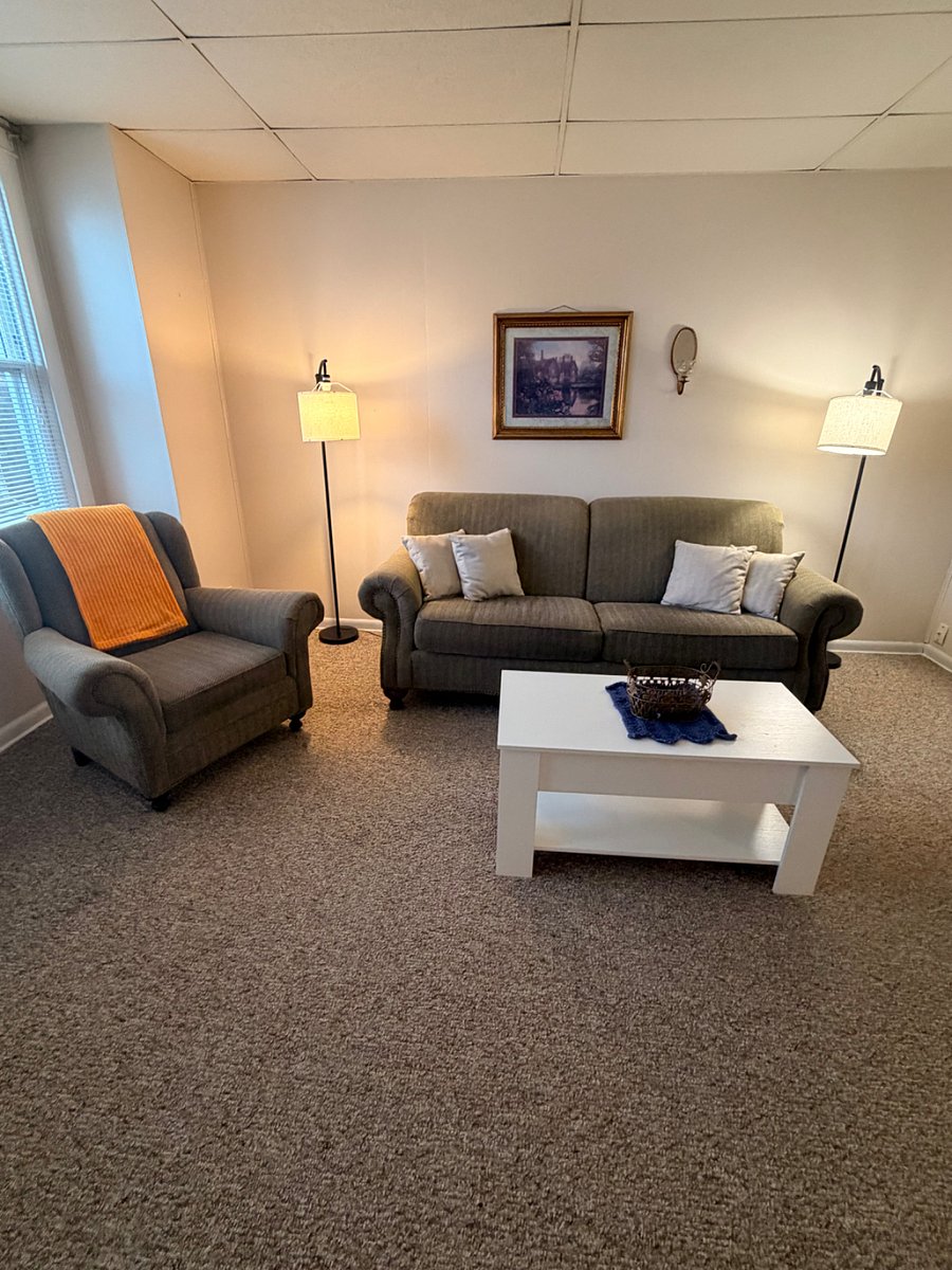 Furnished Finder property 945623_2 photo 1