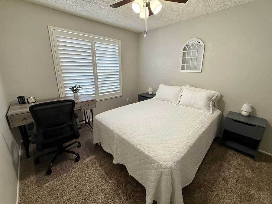 Queen Bed | Desk | Split Tilt Shutters