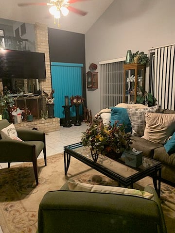 Furnished Finder property 945629_2 photo 8