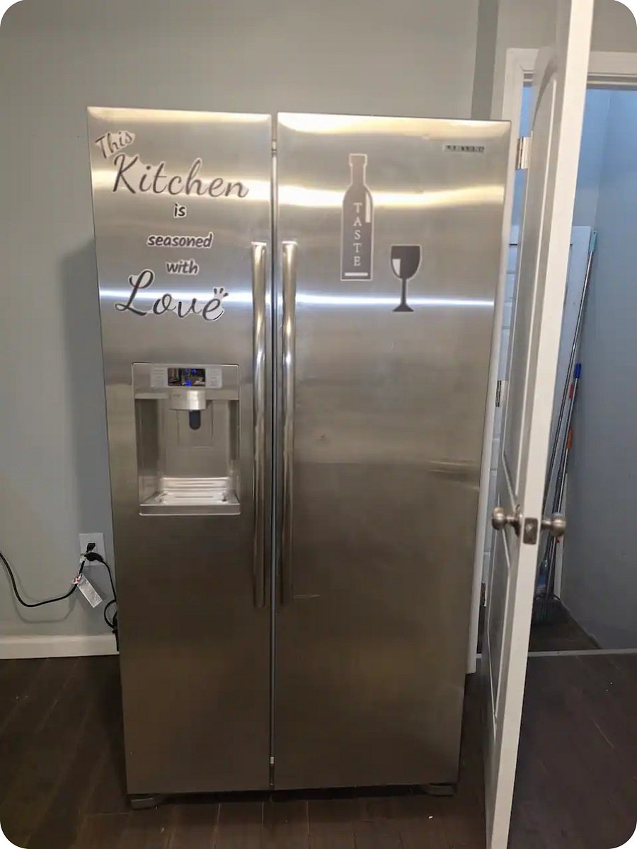 Kitchen - Refrigerator 