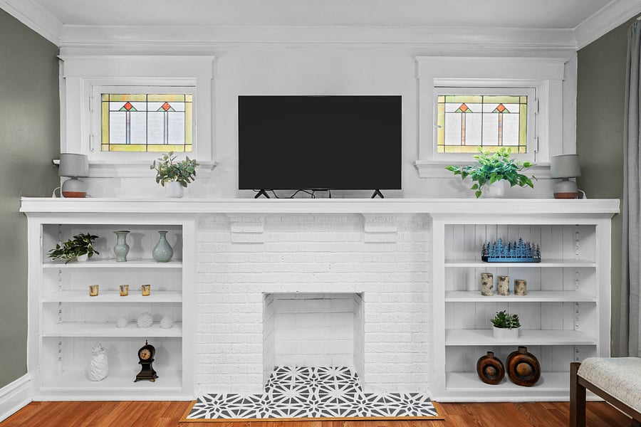 Smart TV and high speed internet for your enjoyment.
