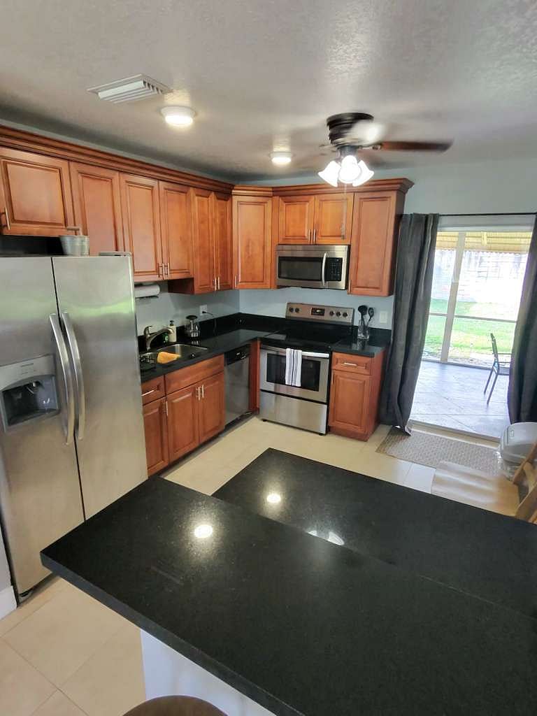 Furnished Finder property 945728_1 photo 9