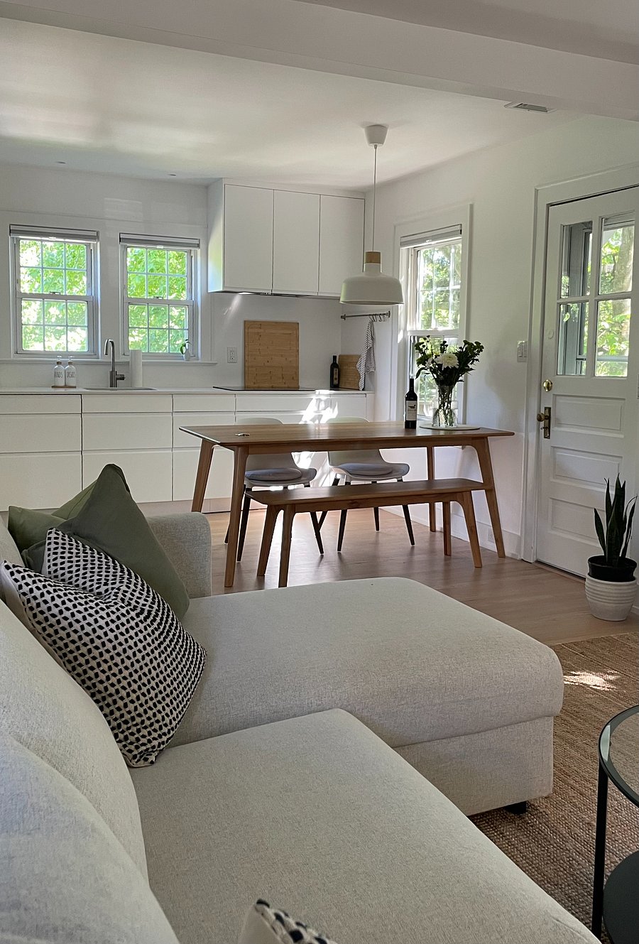 Open Sitting Area & Kitchen