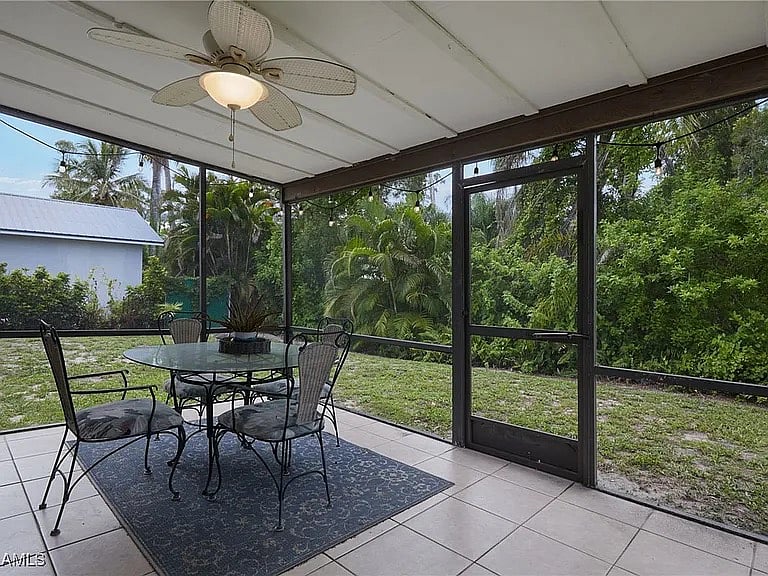Furnished Finder property 946022_1 photo 15