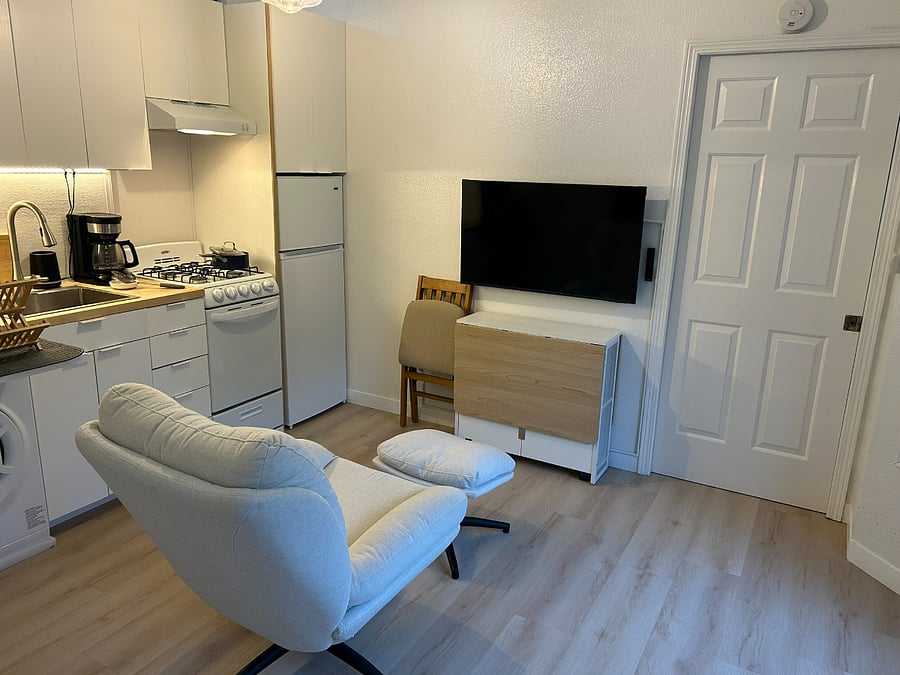 Furnished Finder property 946069_1 photo 8