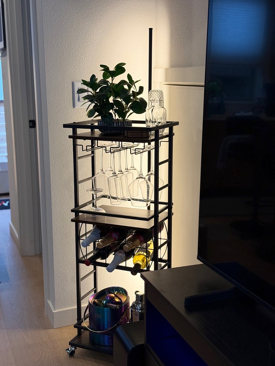 movable bar