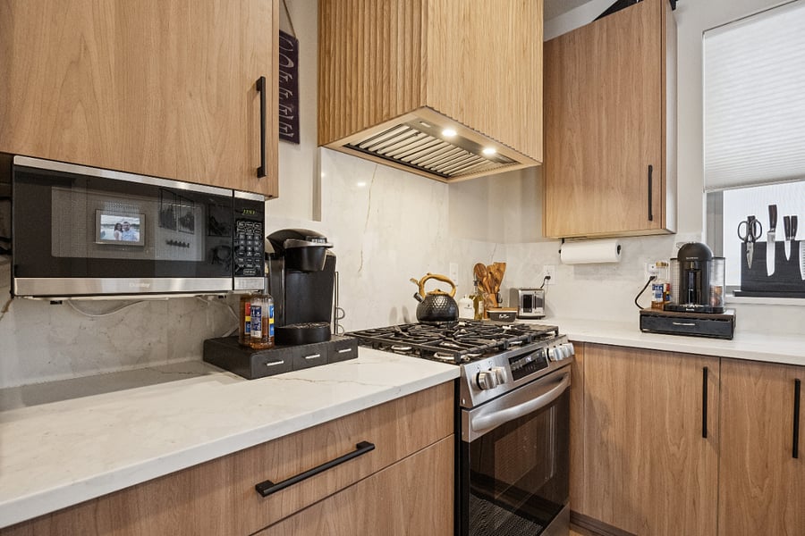 Kitchen- Keurig and Nespresso