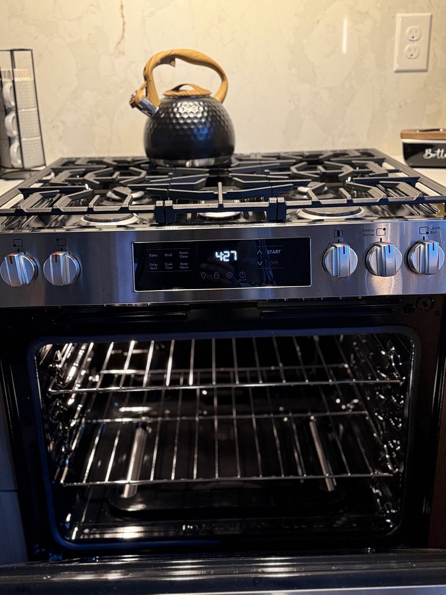Brand New Oven