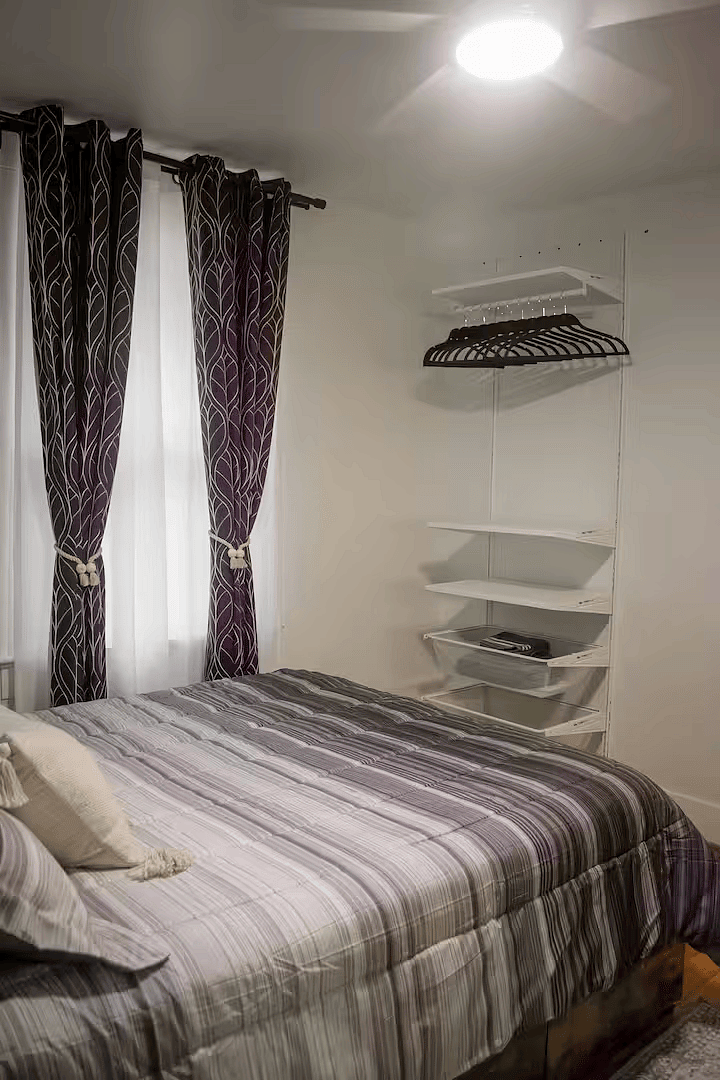 Bedroom 2
Double bed
Bed linens provided
Clothing storage and hangers
Room-darkening shades