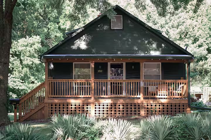 Front deck and porch

