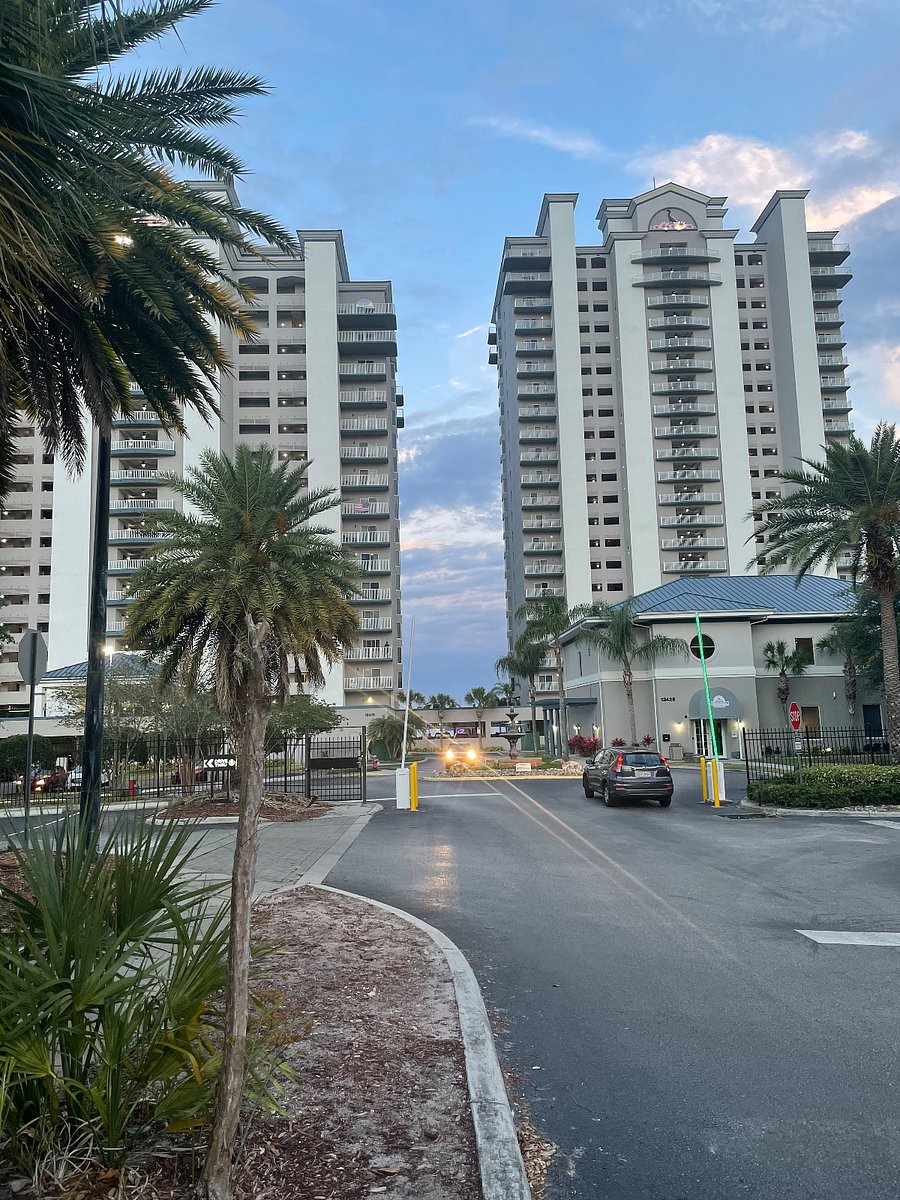 Entrance to the Resort 
