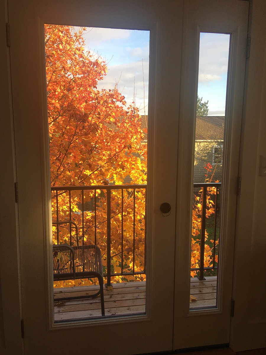 Balcony is a fun work space in warm seasons.