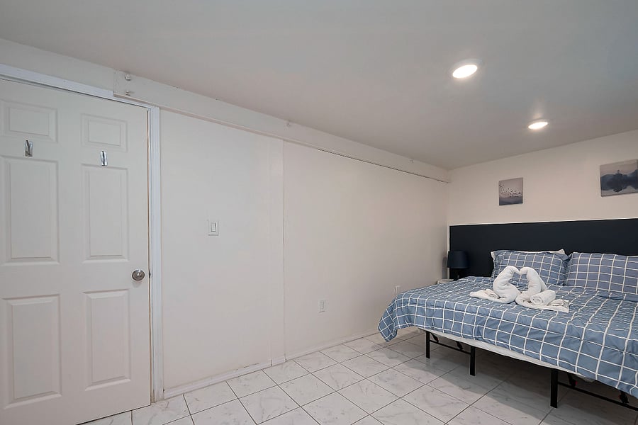 1st bedroom