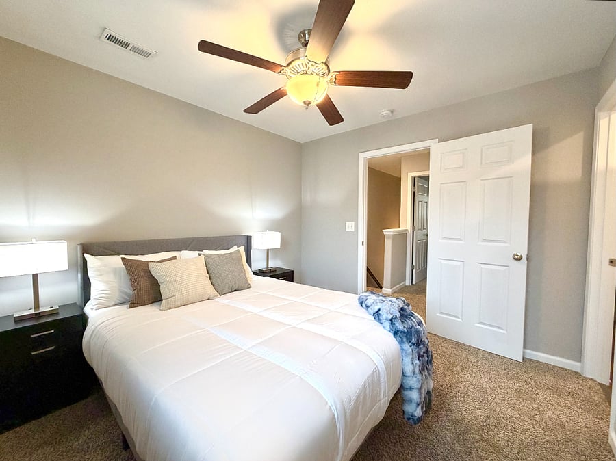 Furnished Finder property 946494_1 photo 25