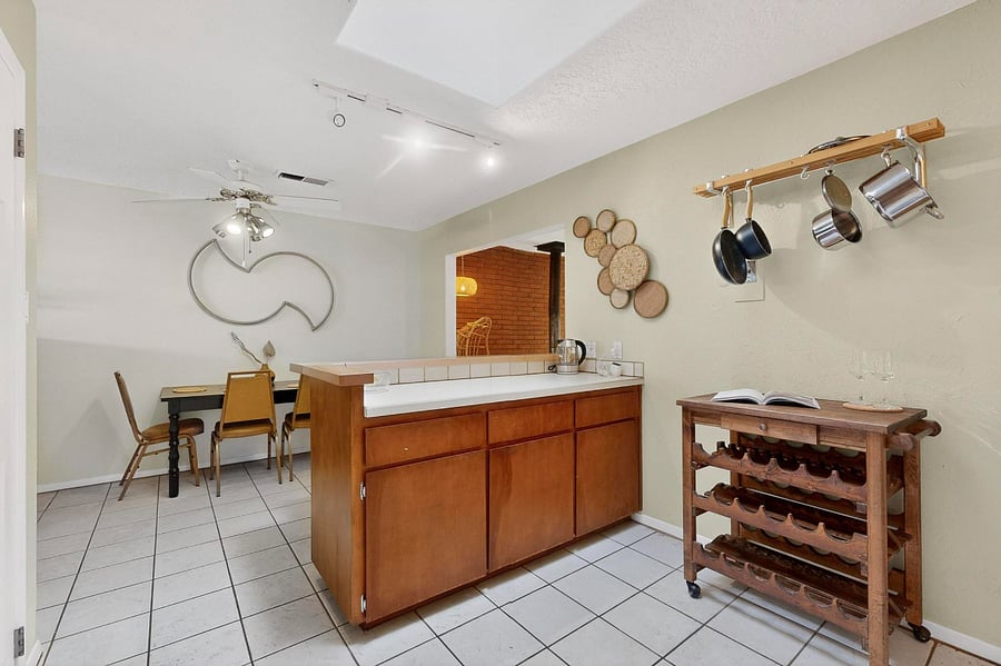 Furnished Finder property 946518_1 photo 12