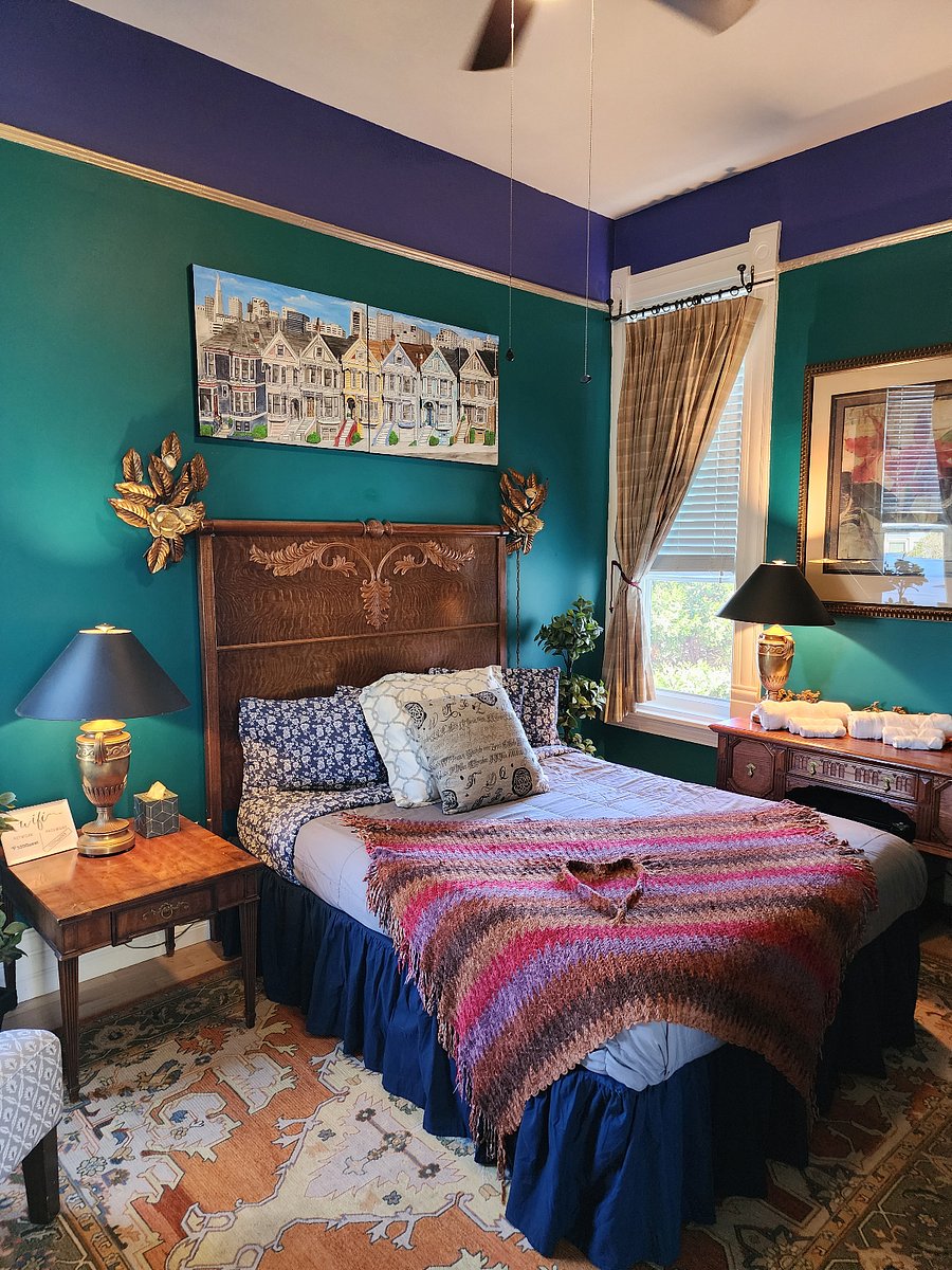 Room and the Queen Bed