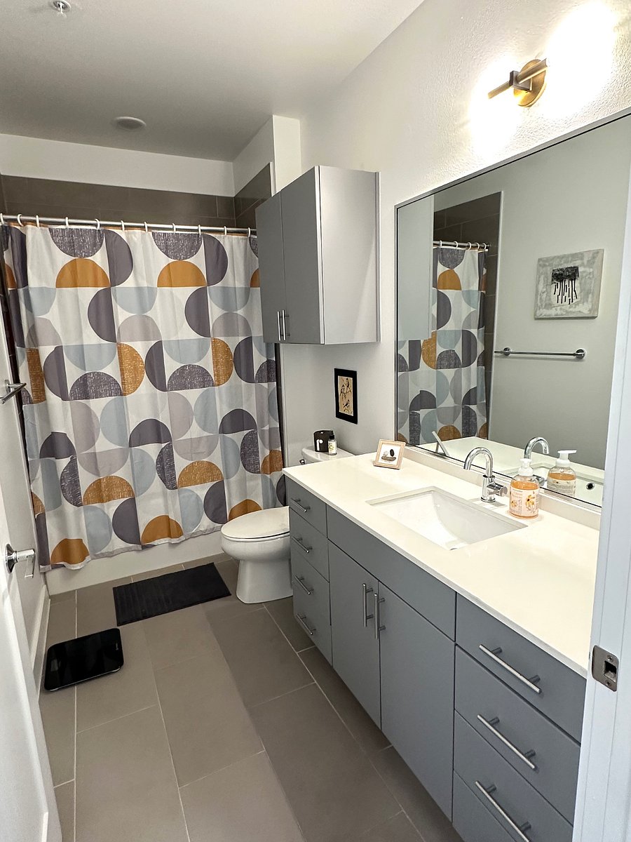 Bathroom 2
