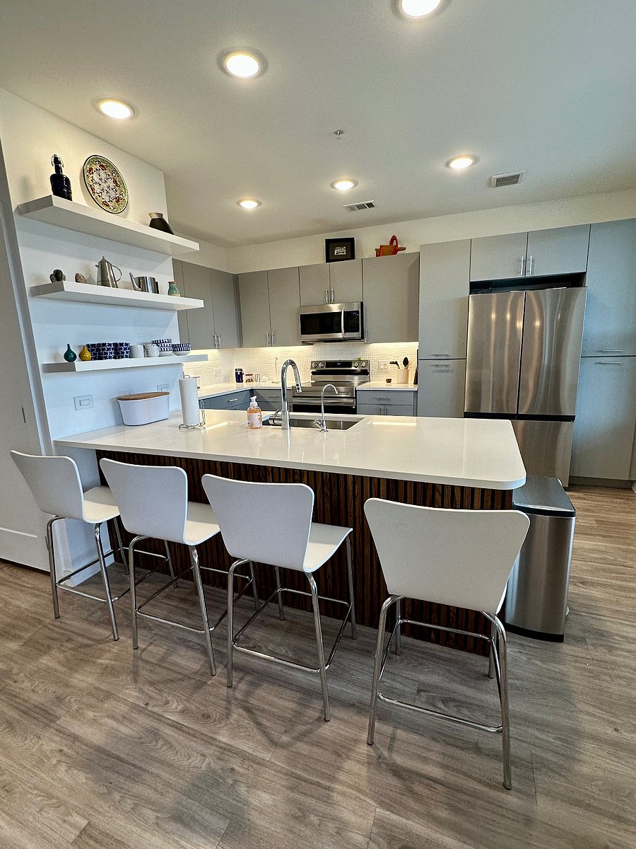 Breakfast bar