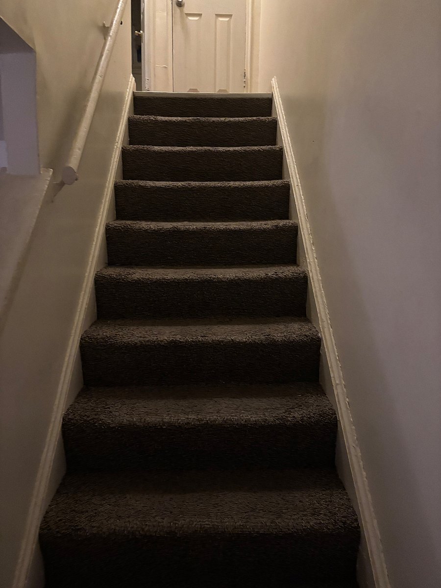 Going to upstairs 2 Floor