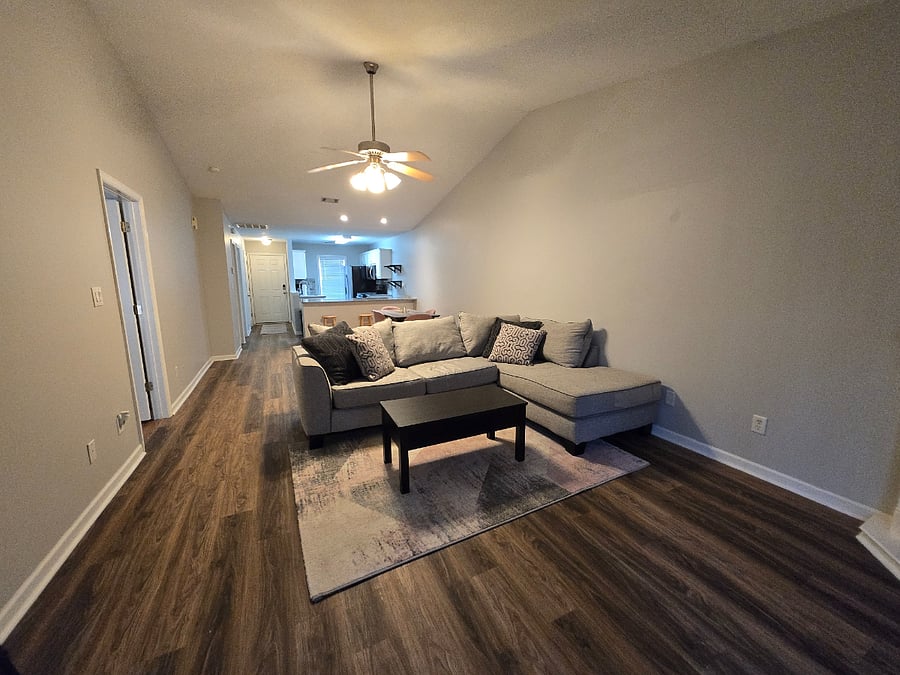 Furnished Finder property 946652_1 photo 1