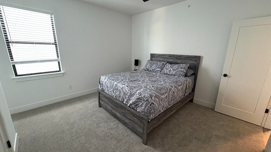 Furnished Finder property 946667_1 photo 1