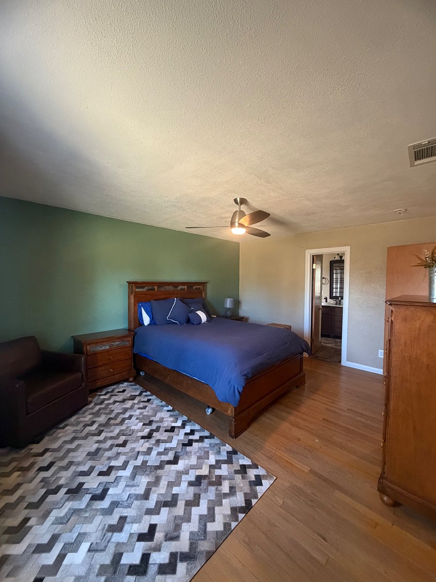 Queen software bed