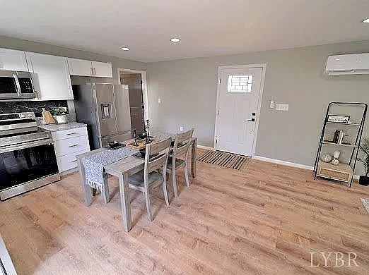 Furnished Finder property 946687_1 photo 11