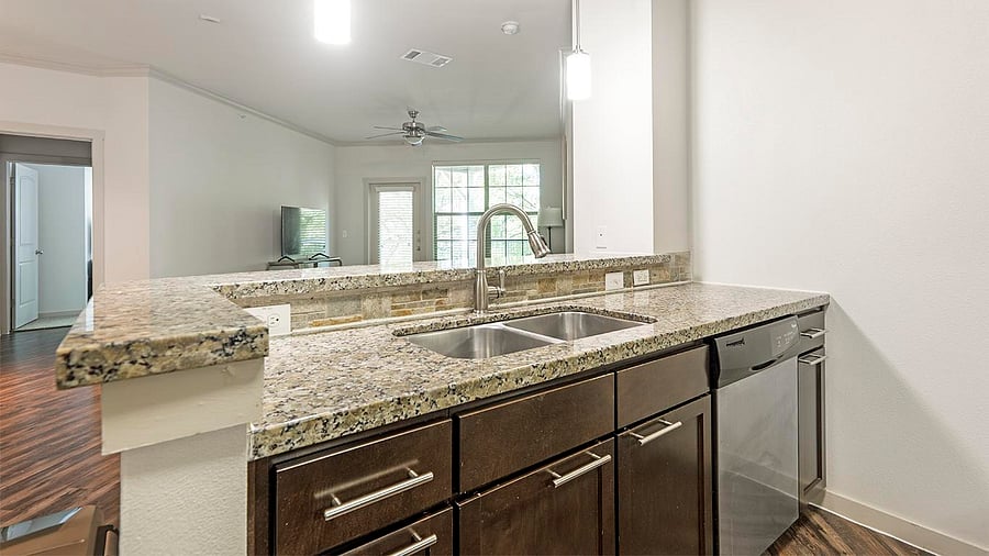 Furnished Finder property 946692_7 photo 7