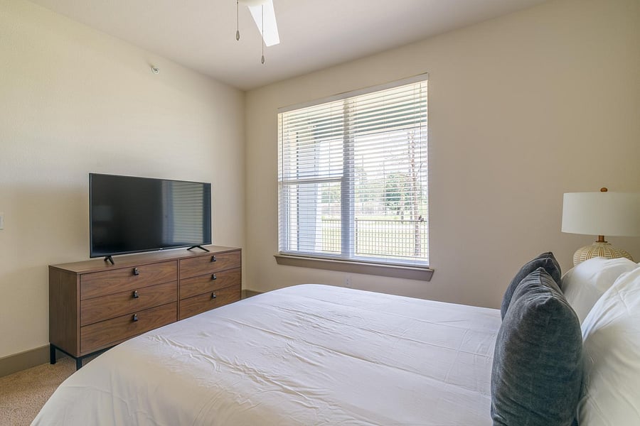 Furnished Finder property 946734_7 photo 9