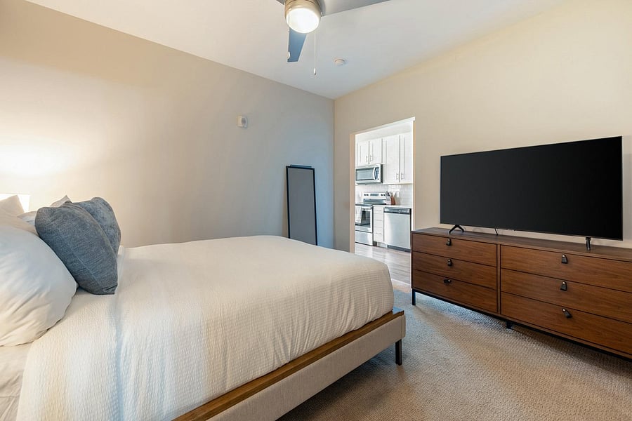 Furnished Finder property 946838_6 photo 3
