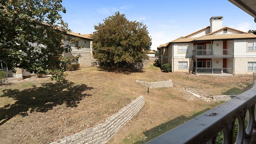 Furnished Finder property 946861_10 photo 16