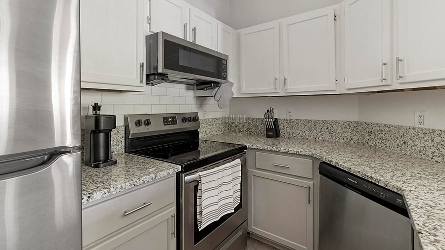 Furnished Finder property 946861_5 photo 6