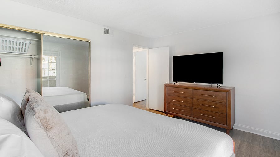 Furnished Finder property 946980_2 photo 11