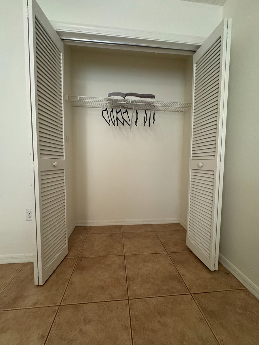 Furnished Finder property 947101_1 photo 5