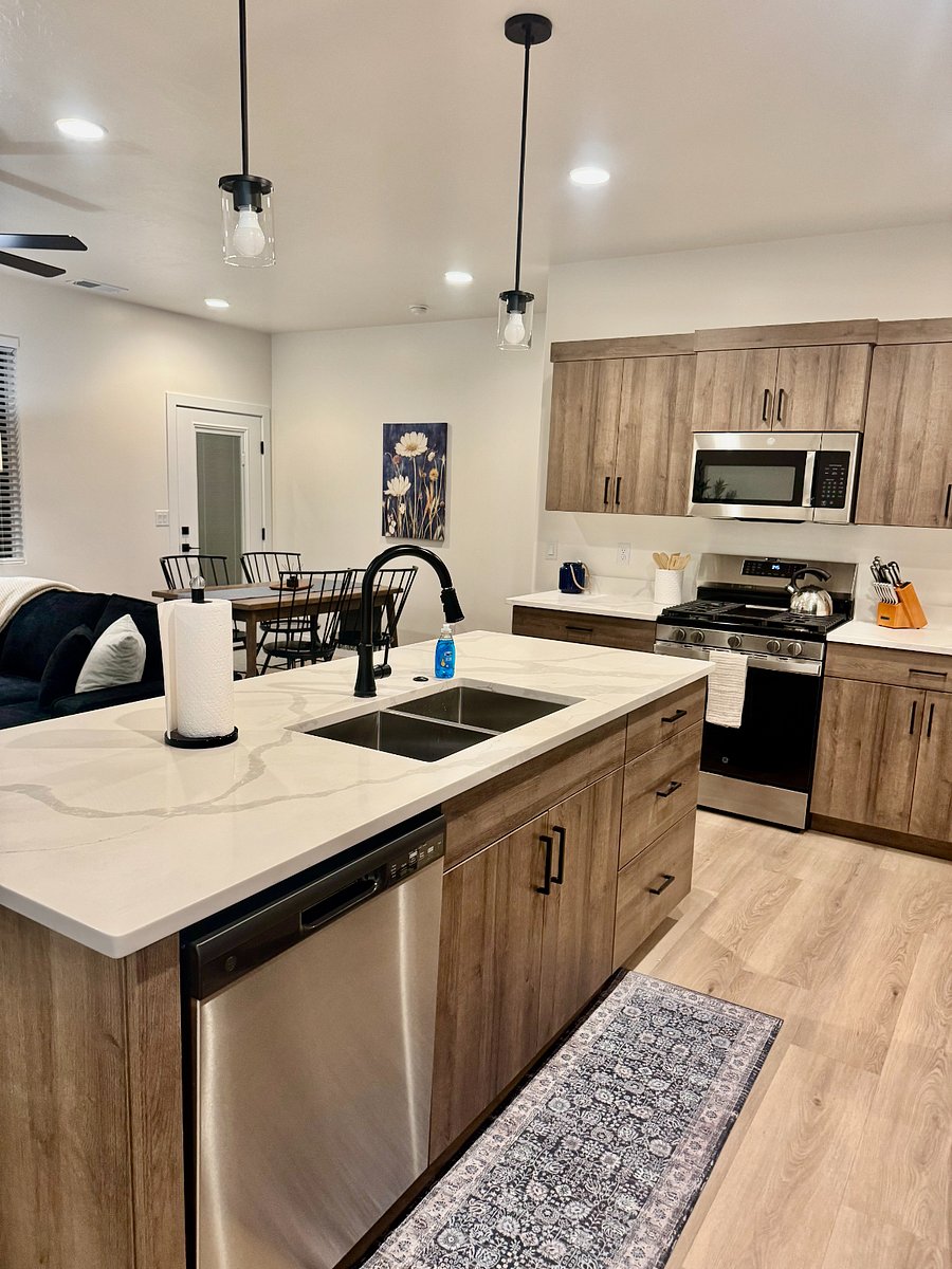 Kitchen area
